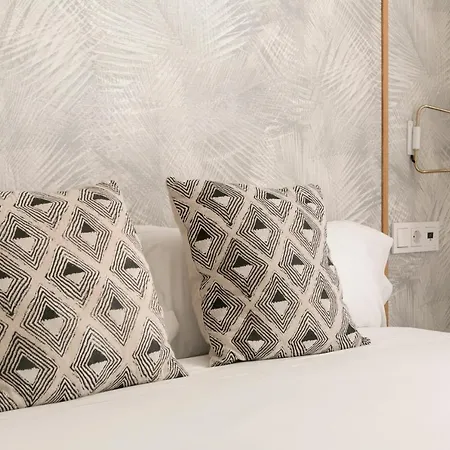 Teatro 7 & 8 Apartment